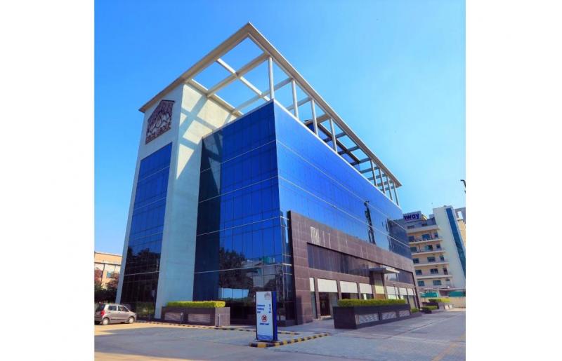 Eros Corporate Avenue