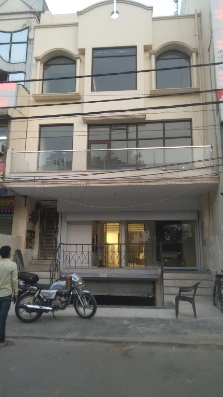 PITAMPURA TARUN ENCLAVE