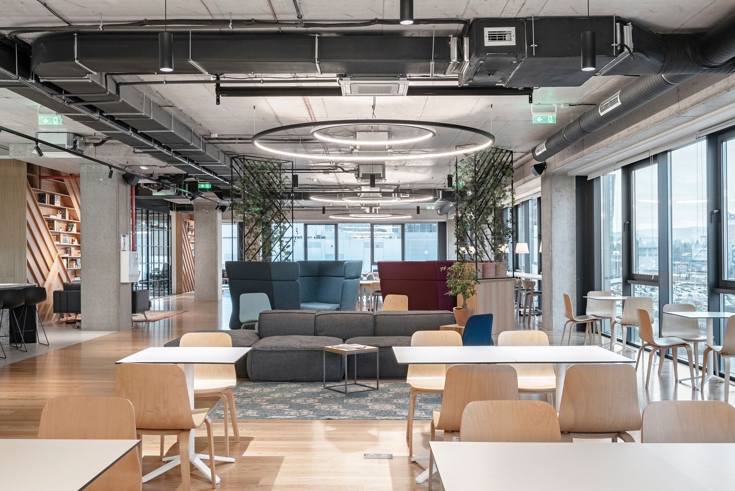 I space Hub CoWorking Space