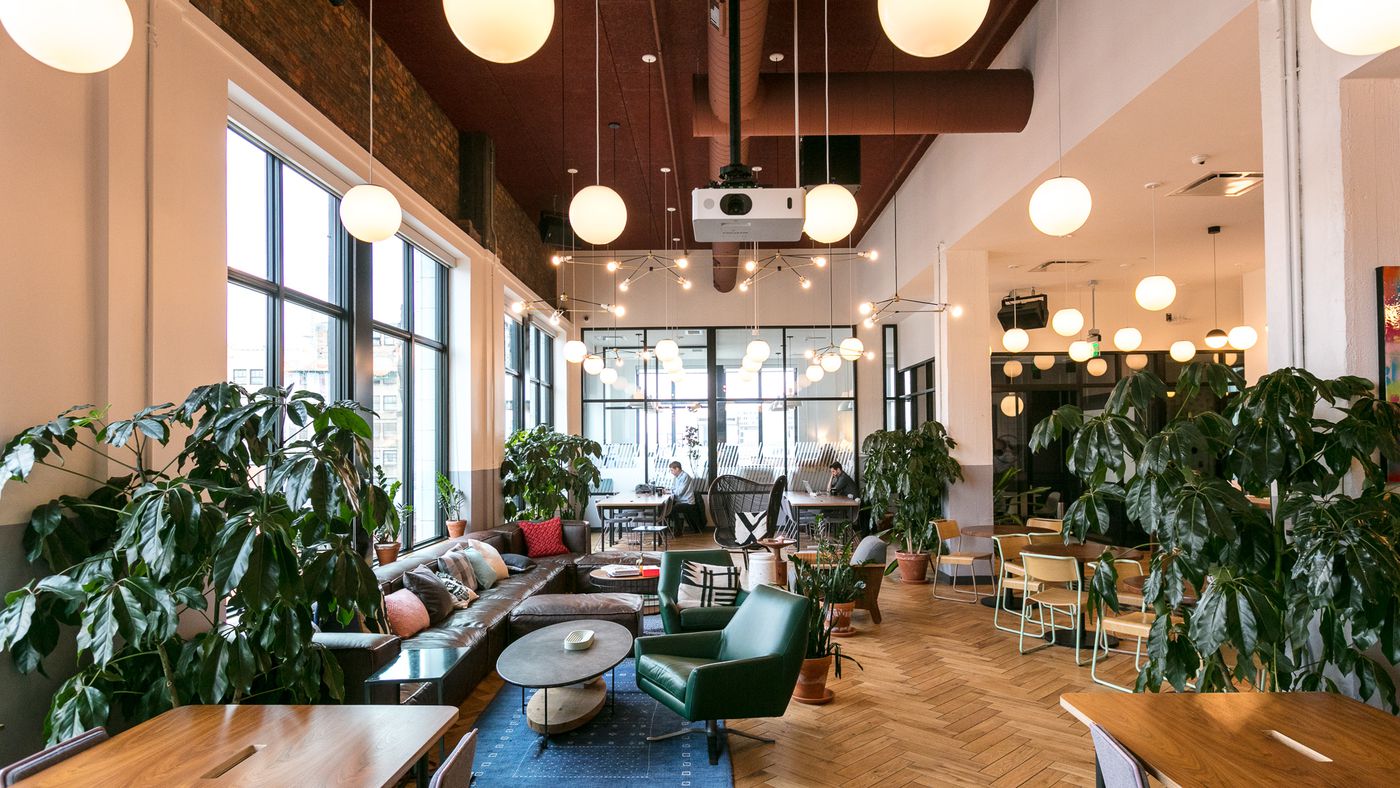 Suis Café CoWorking Space